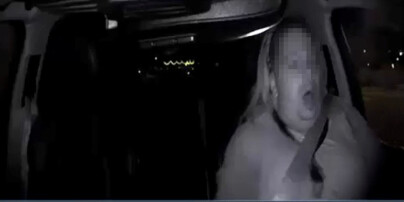 Her innser passasjeren i den selvkjørende bilen at det går galt